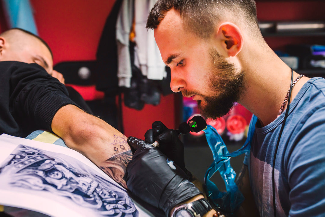 Exploring the Efficiency of Wireless Tattoo Machines Over Traditional Ones