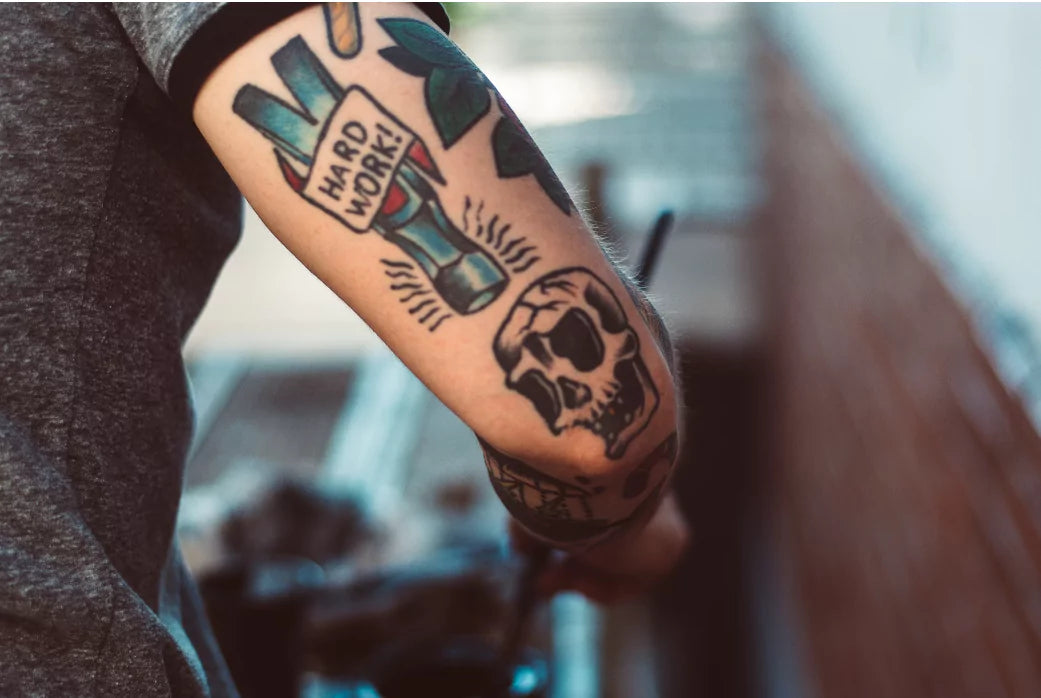 Are Disposable Pen Grips the Key to Reducing Tattooing Fatigue?